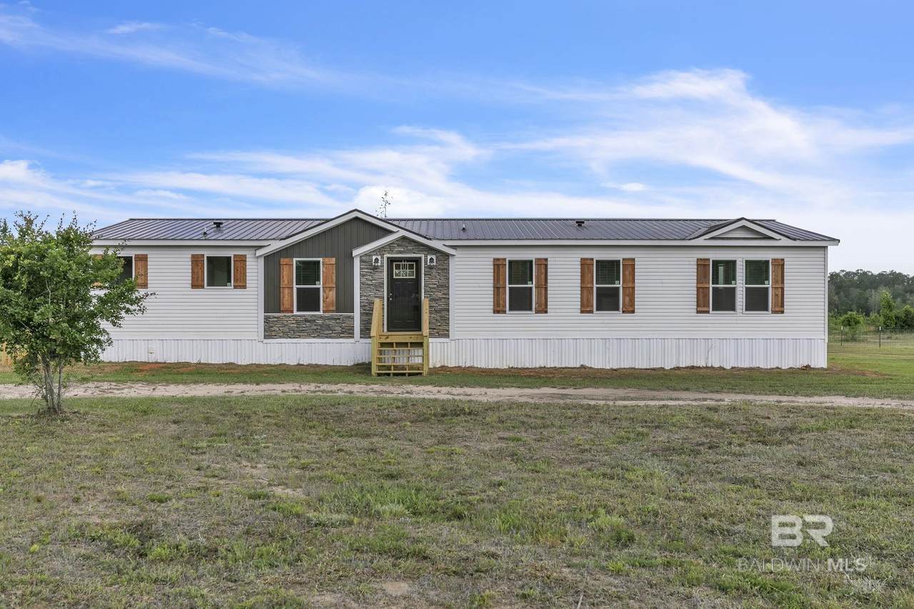 21990 Creekfront Drive - Photo 1