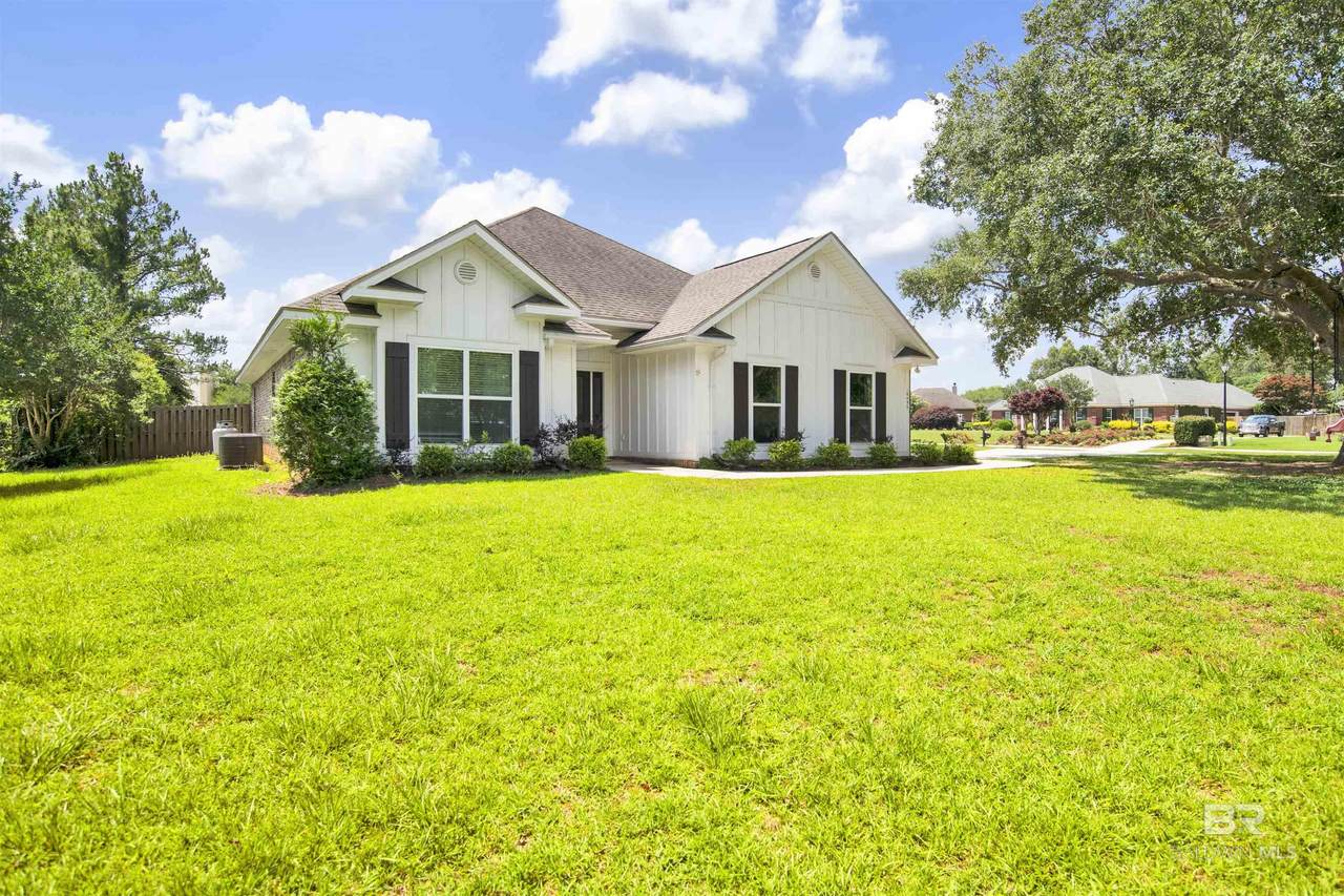 16496 Gaineswood Drive - Photo 1