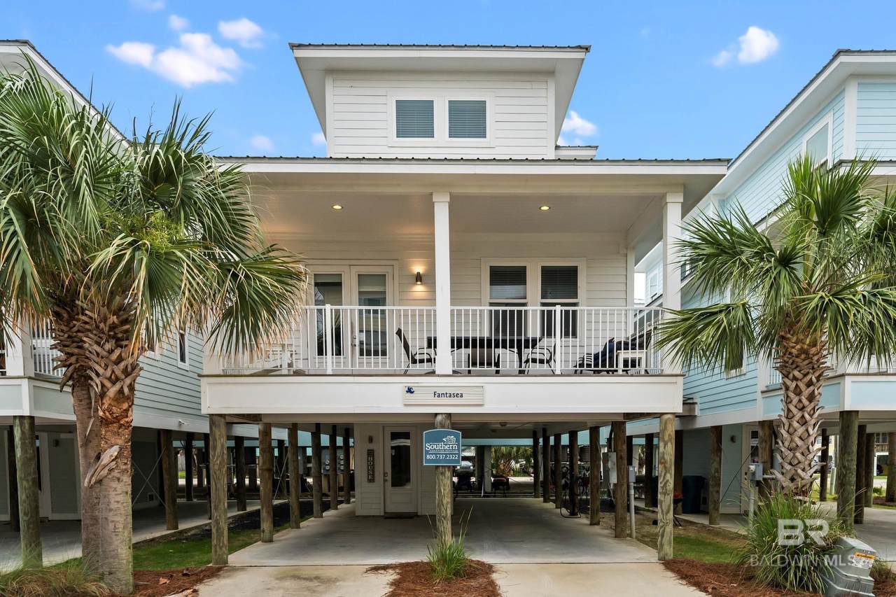 504 Beach Boulevard - Photo 1