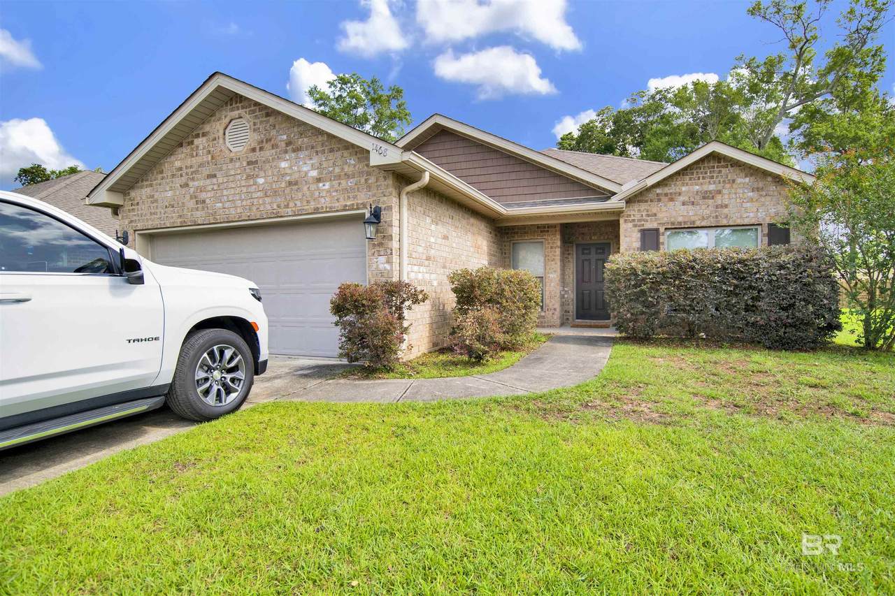 1468 Surrey Loop - Photo 1