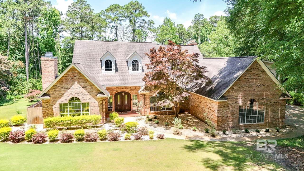7086 Saluda Boulevard - Photo 1
