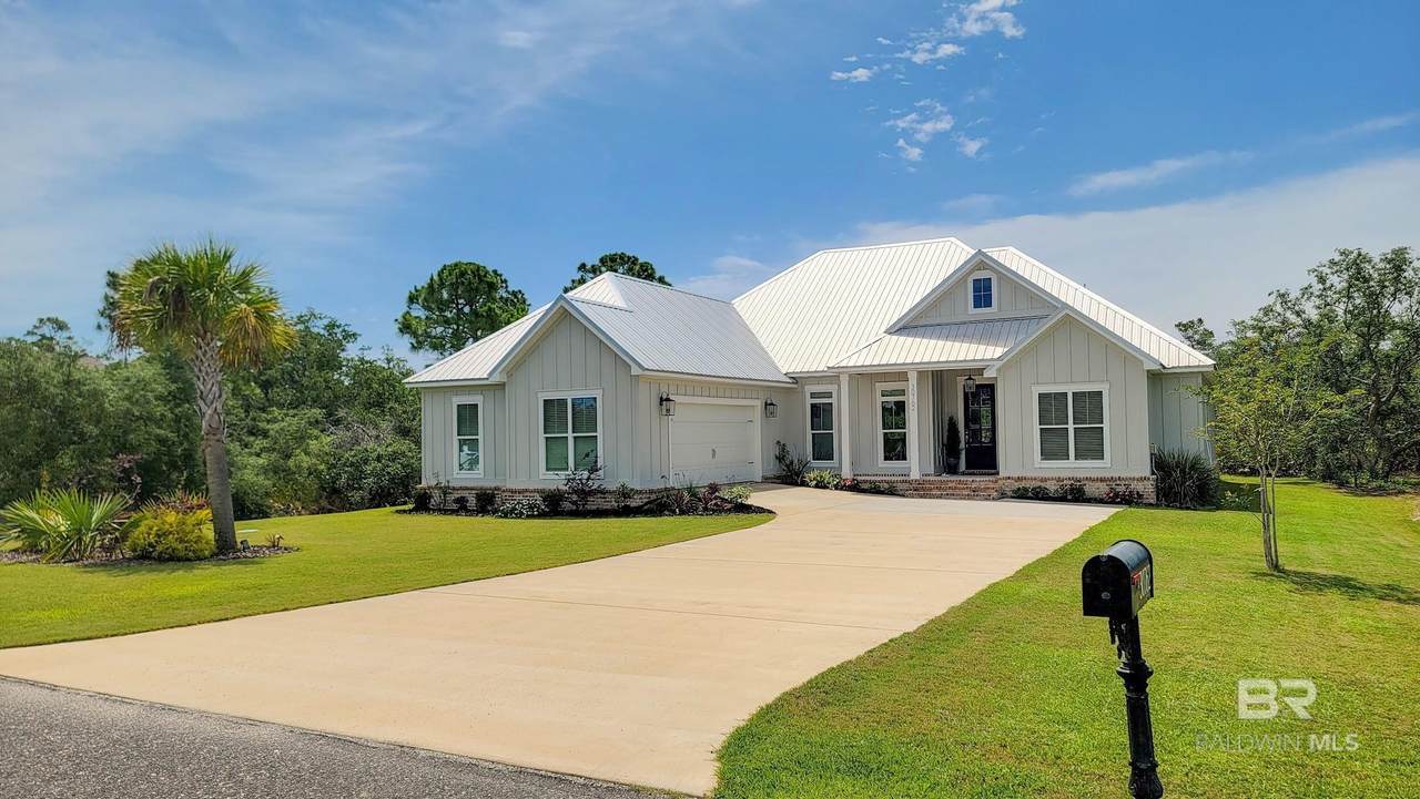 30762 Ono North Loop West - Photo 1