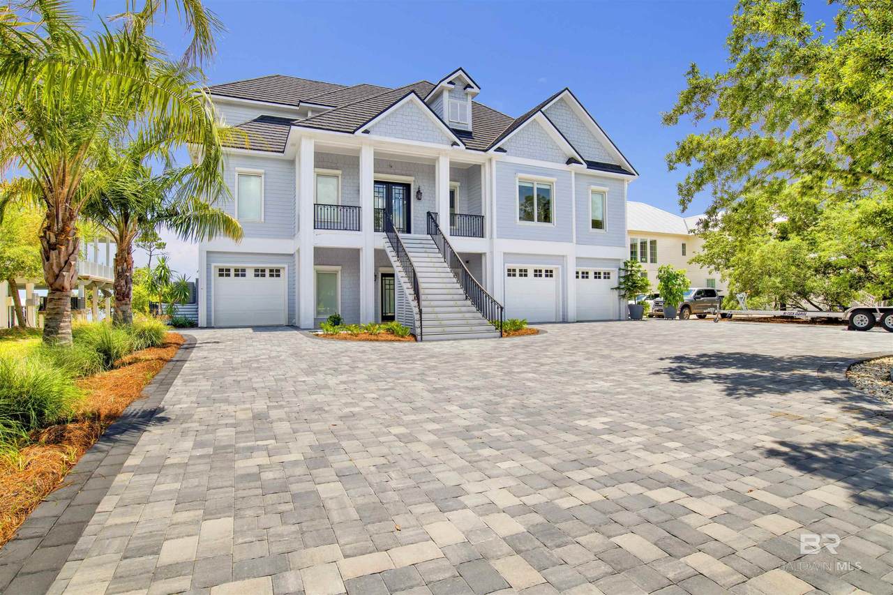32718 River Road - Photo 1