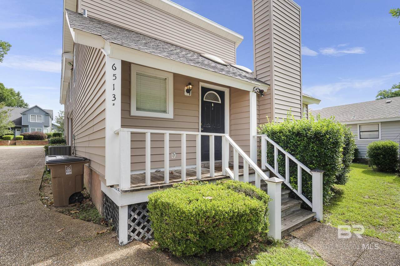 6513 Cedar Bend Court - Photo 1