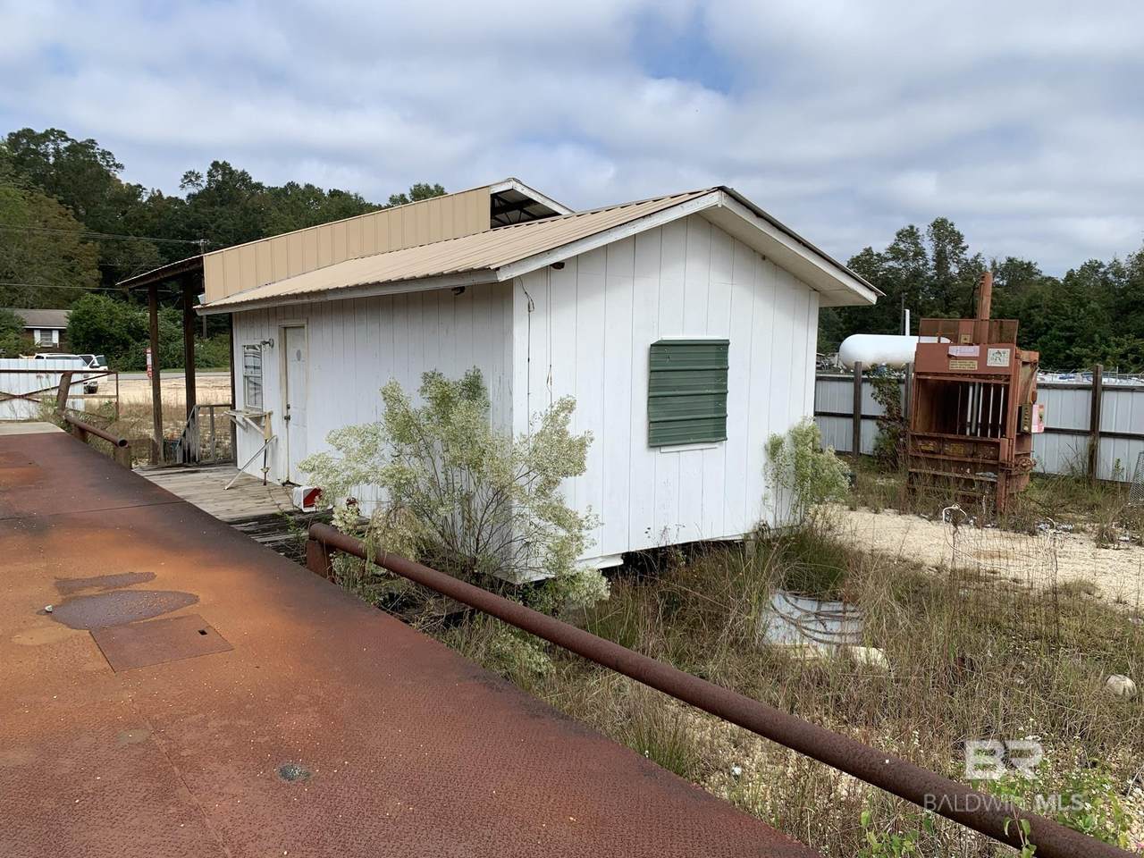 4125 INDUSTRIAL Street - Photo 1