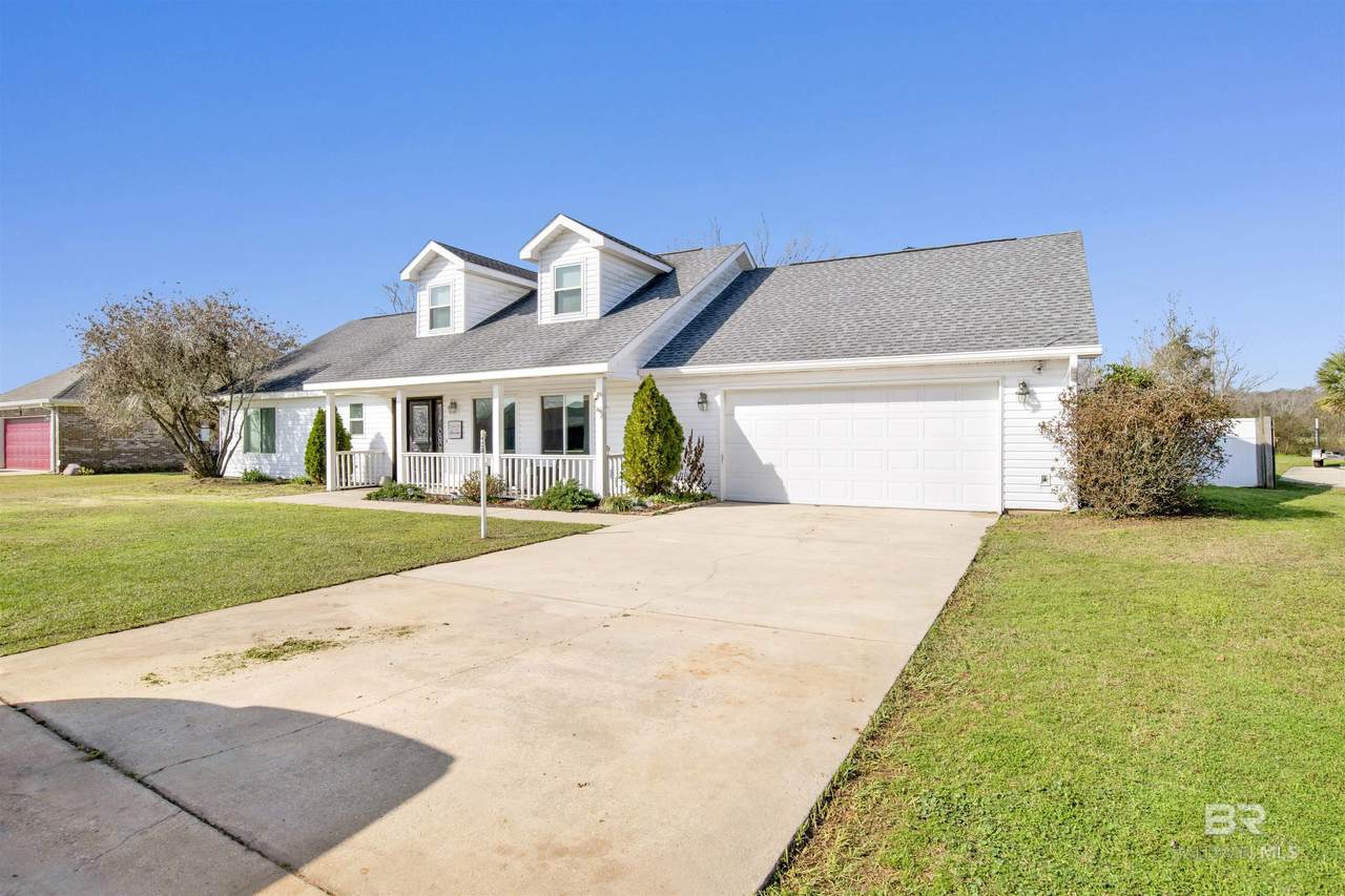 17595 Eastview Loop - Photo 1