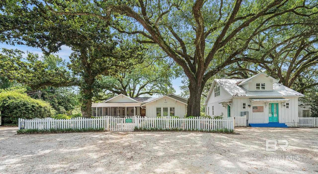 11826 Holly Avenue - Photo 1
