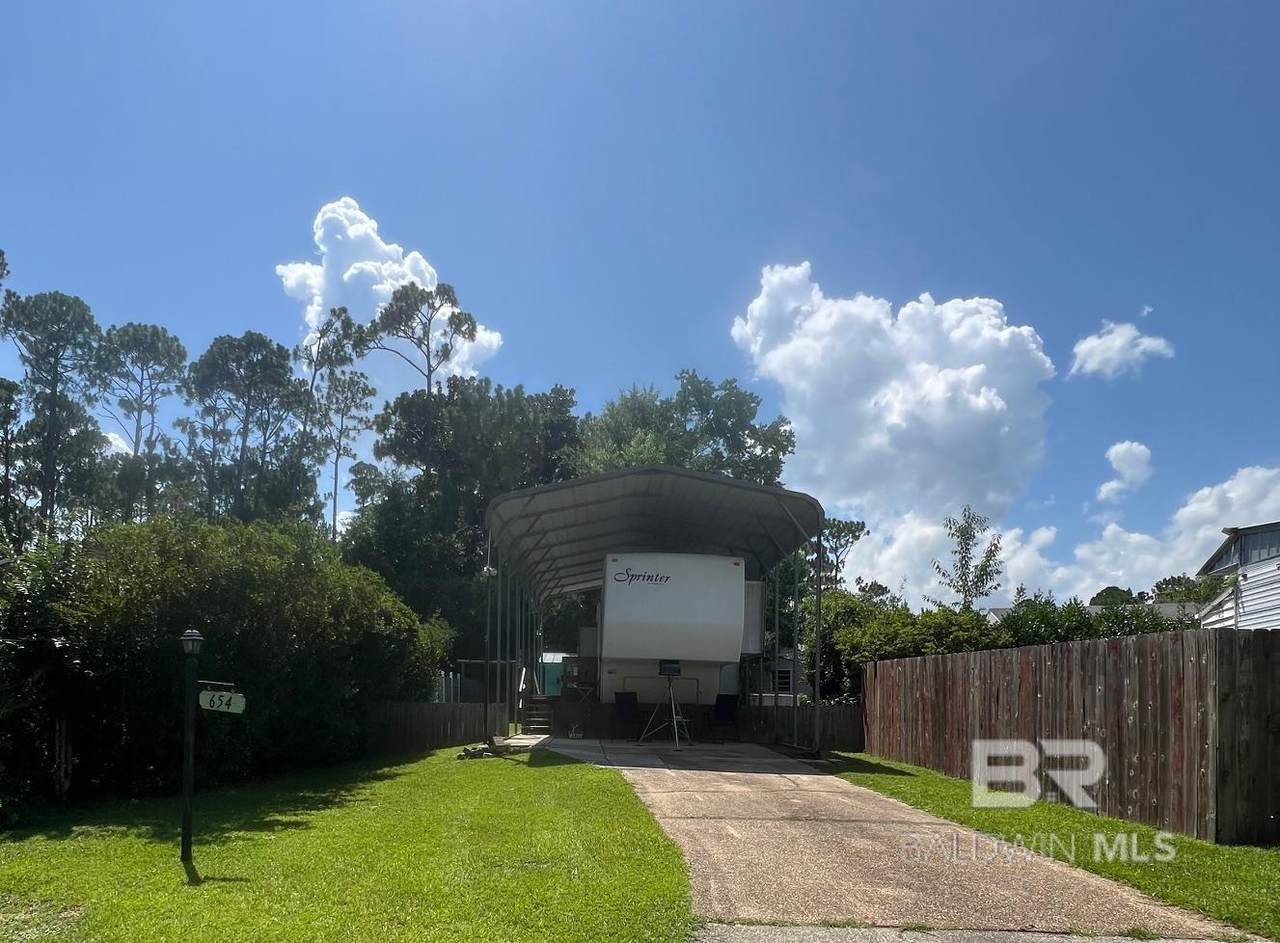 654 Escambia Drive - Photo 1