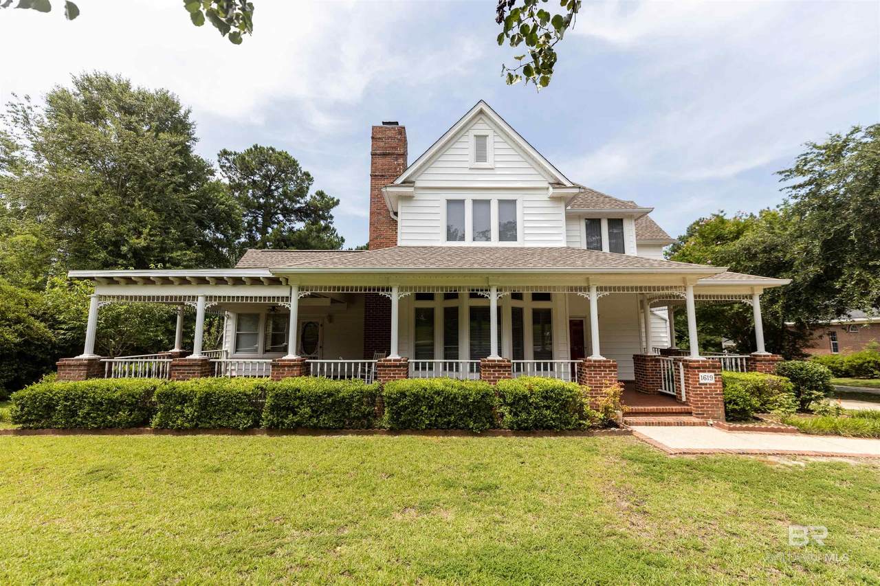 1619 Silver Creek Court - Photo 1