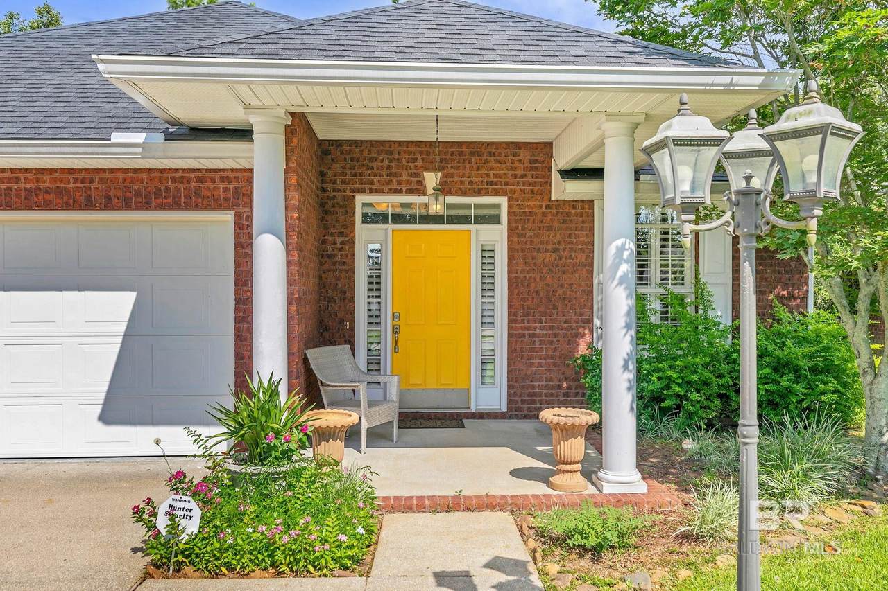 21600 Palmer Court - Photo 1