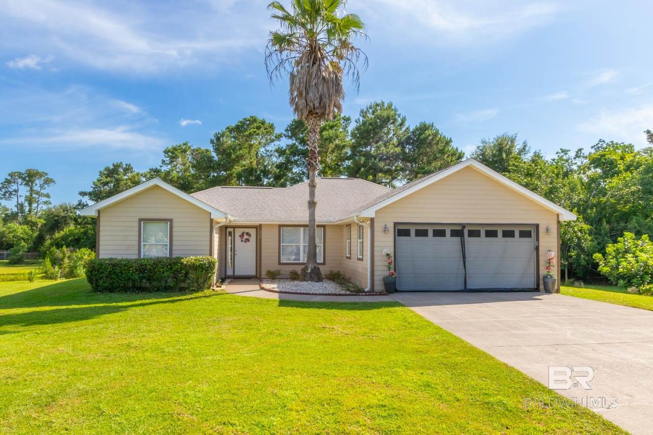 229 Harrison Circle - Photo 1