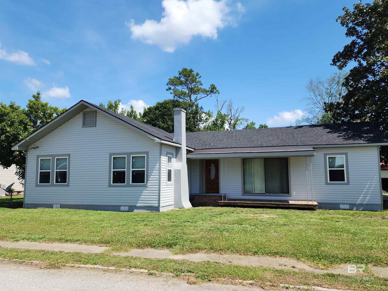 1919 Wilkerson Street - Photo 1