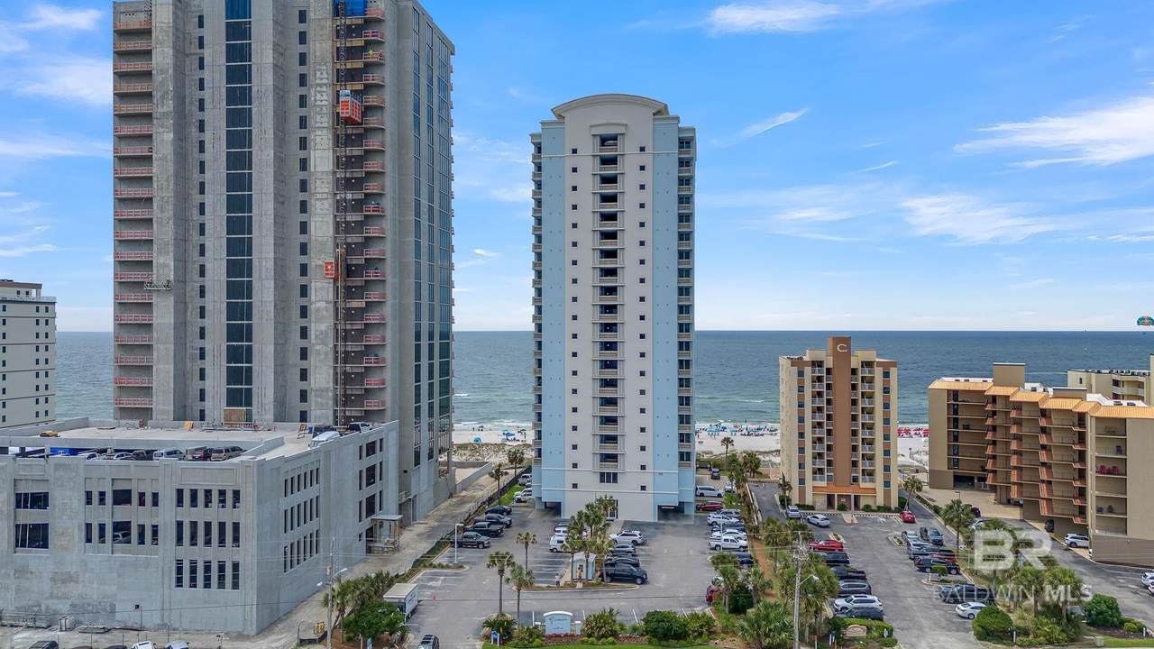 527 Beach Boulevard - Photo 1