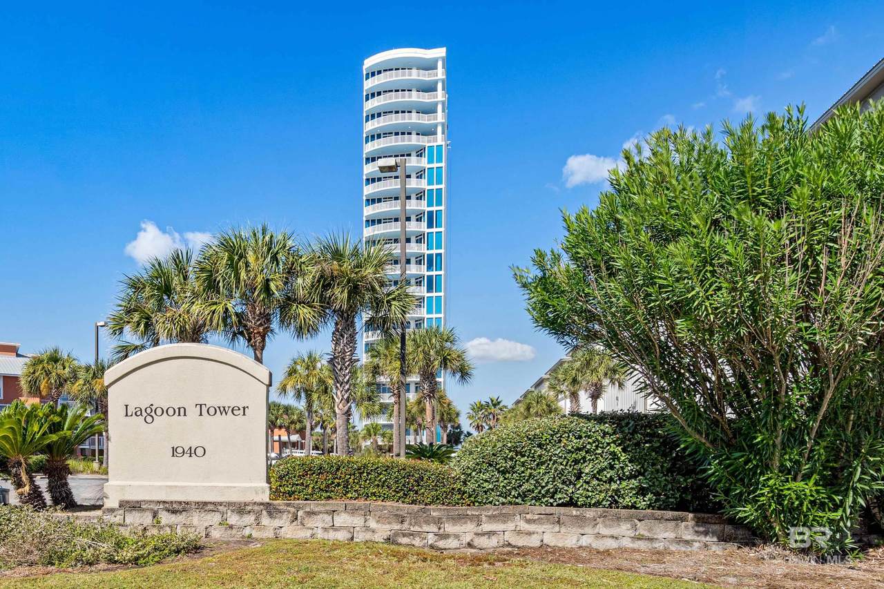 1940 Beach Boulevard - Photo 1