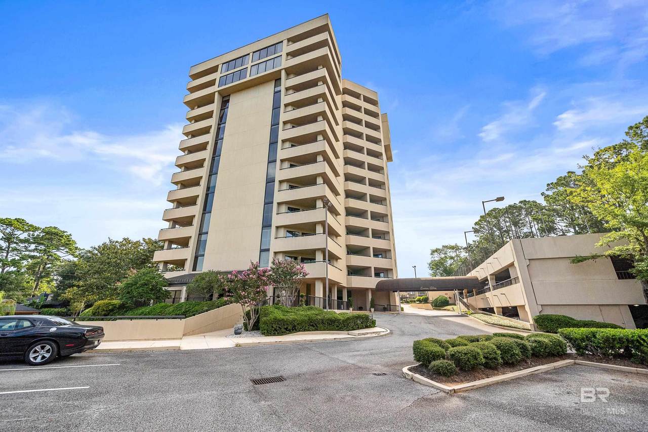 100 Tower Drive - Photo 1