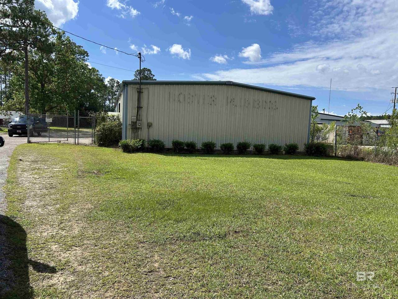 2107 Wolf Ridge Road - Photo 1