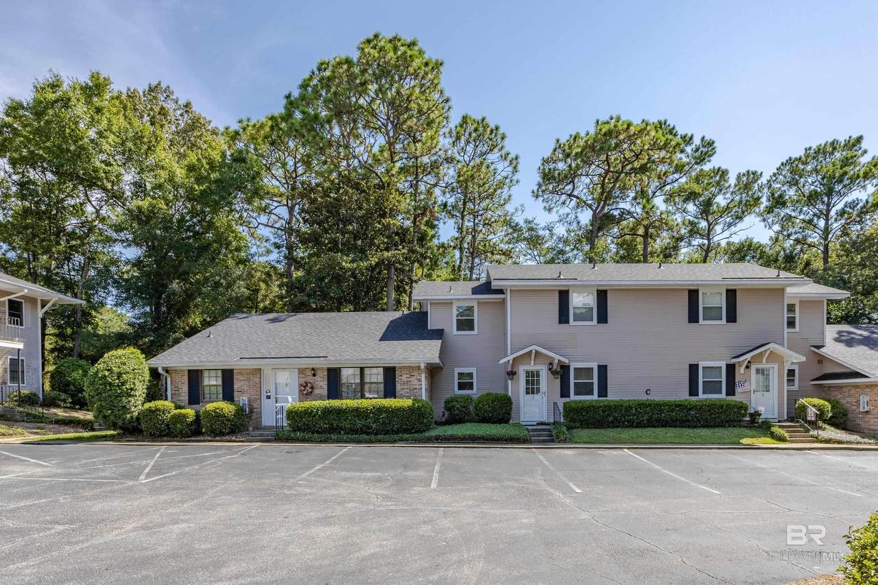 320 Volanta Avenue - Photo 1