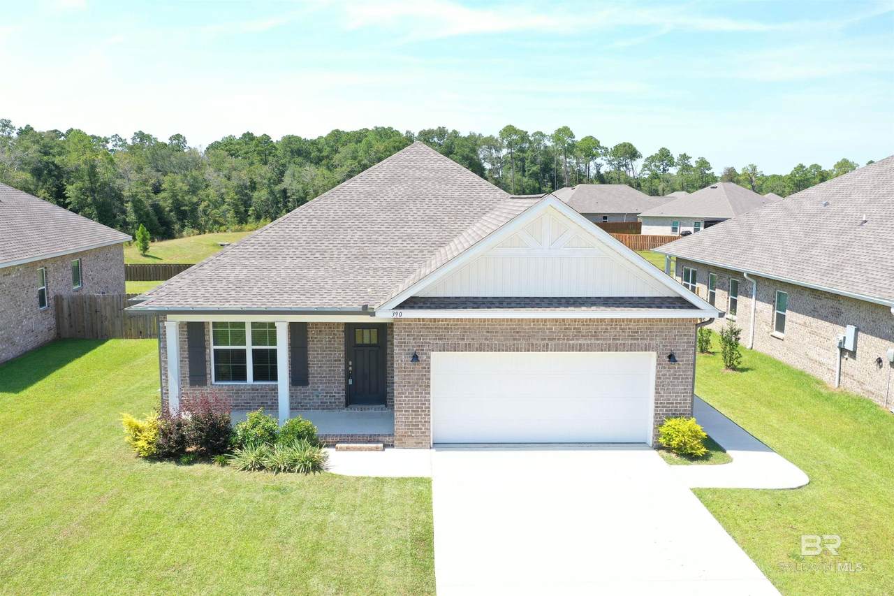 390 Wickman Avenue - Photo 1