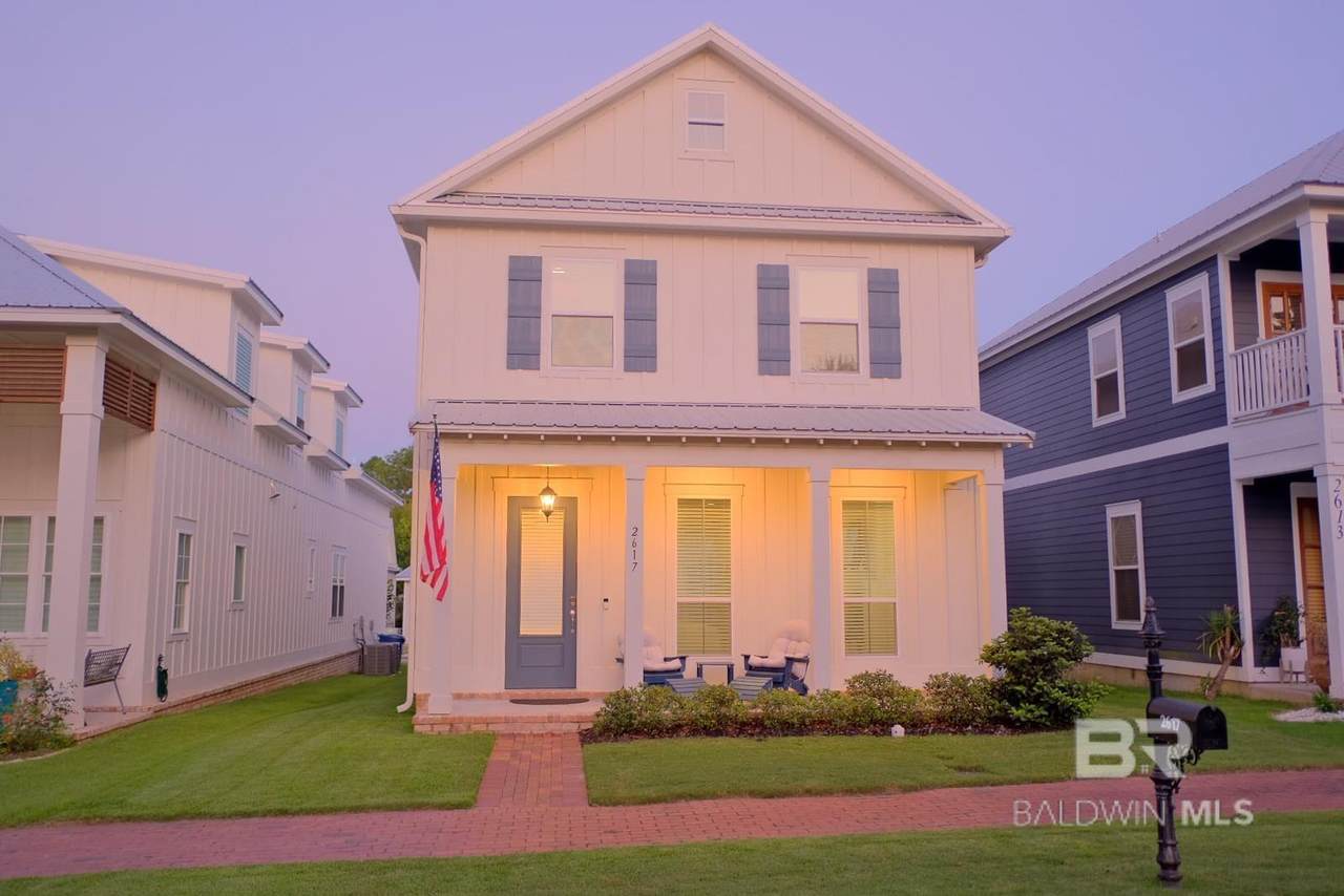 2617 Bienville Avenue - Photo 1