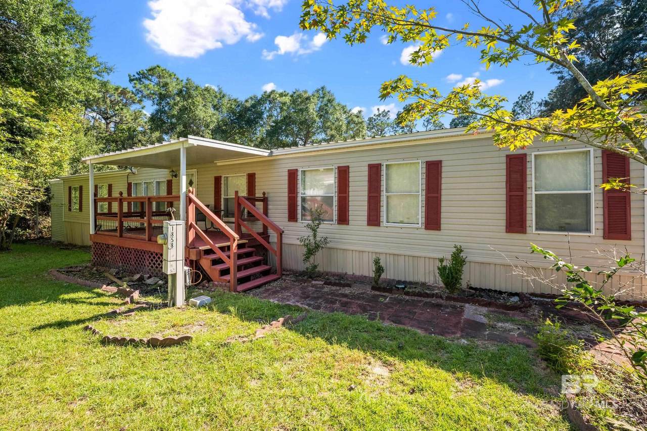 1858 Suavez Drive - Photo 1