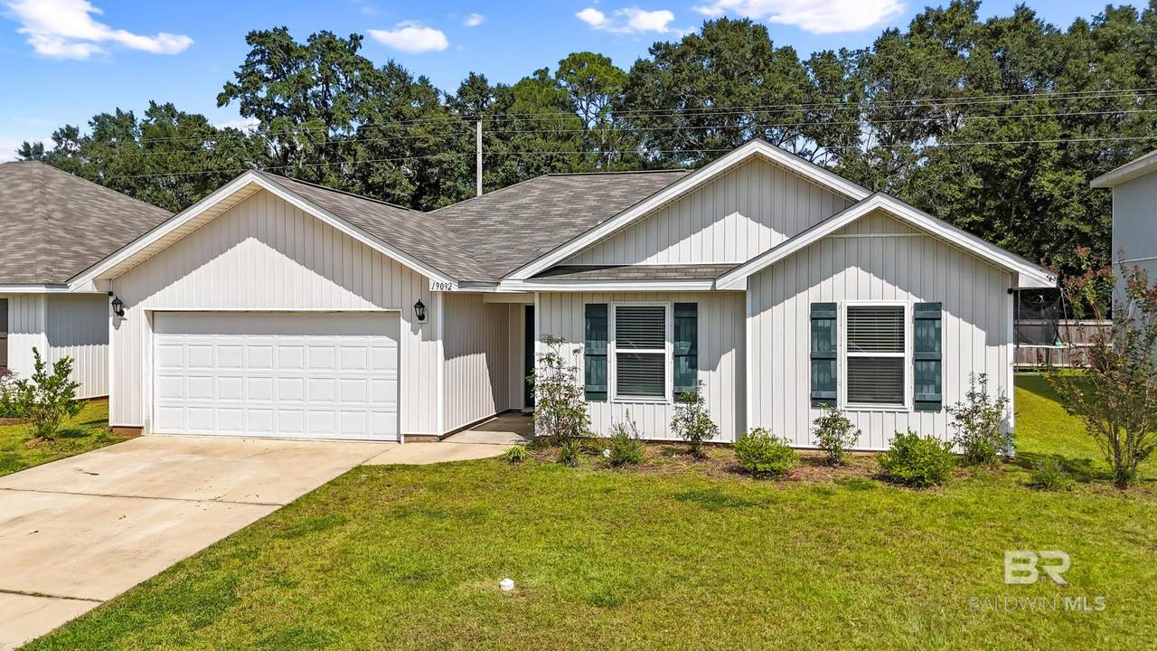 19092 Chipola Drive - Photo 1