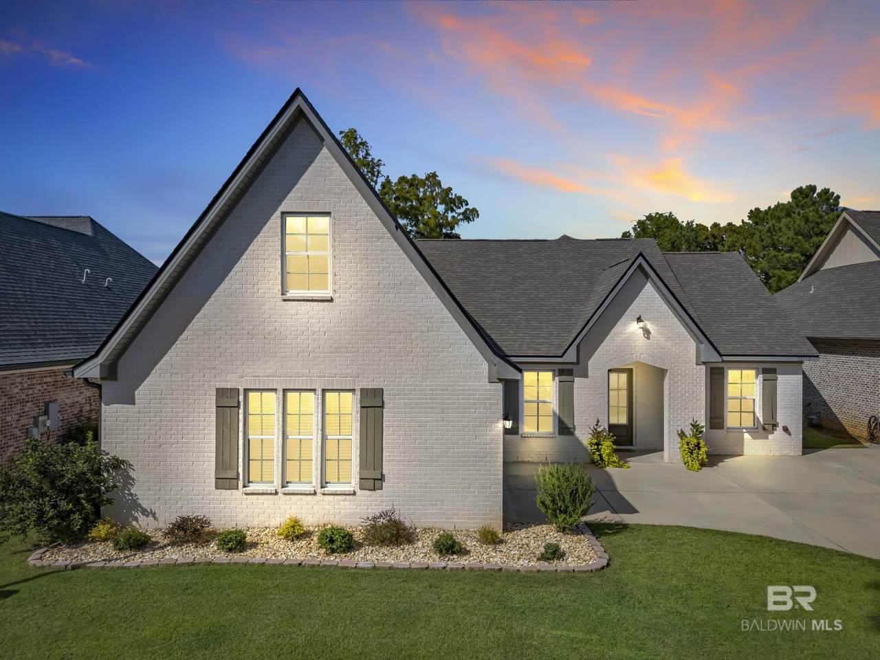 21081 Live Oak Circle - Photo 1