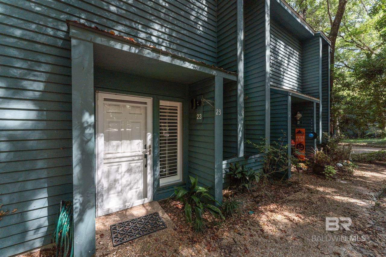 23 Summer Oaks Drive - Photo 1
