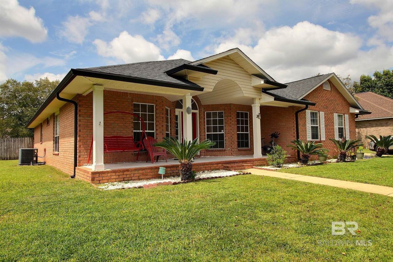 213 Newberry Street - Photo 1