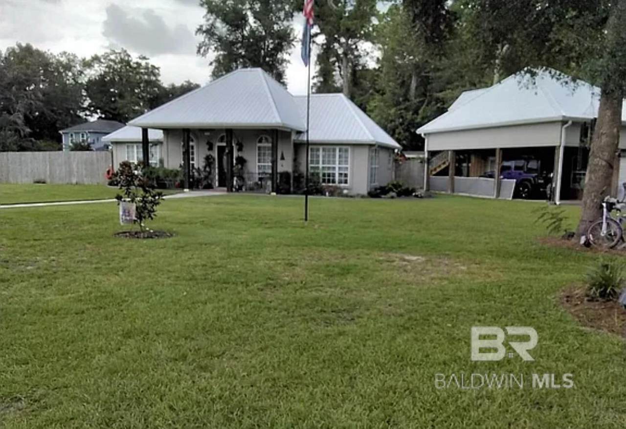 18520 Pecanwood Lane - Photo 1