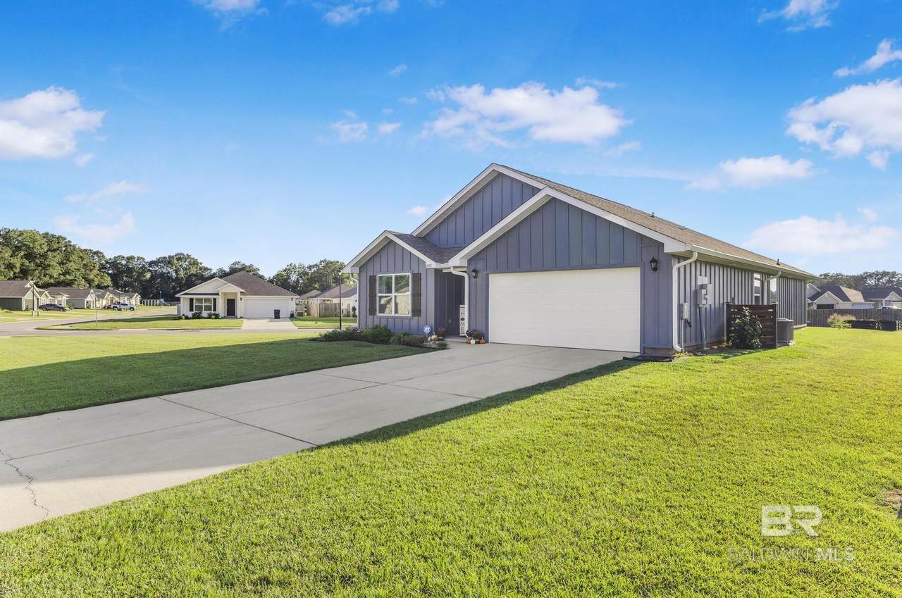 24915 Ponder Loop - Photo 1