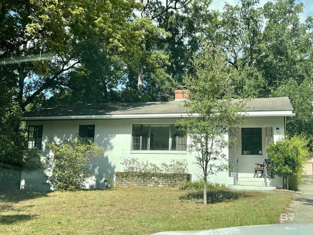 119 Pier Avenue - Photo 1