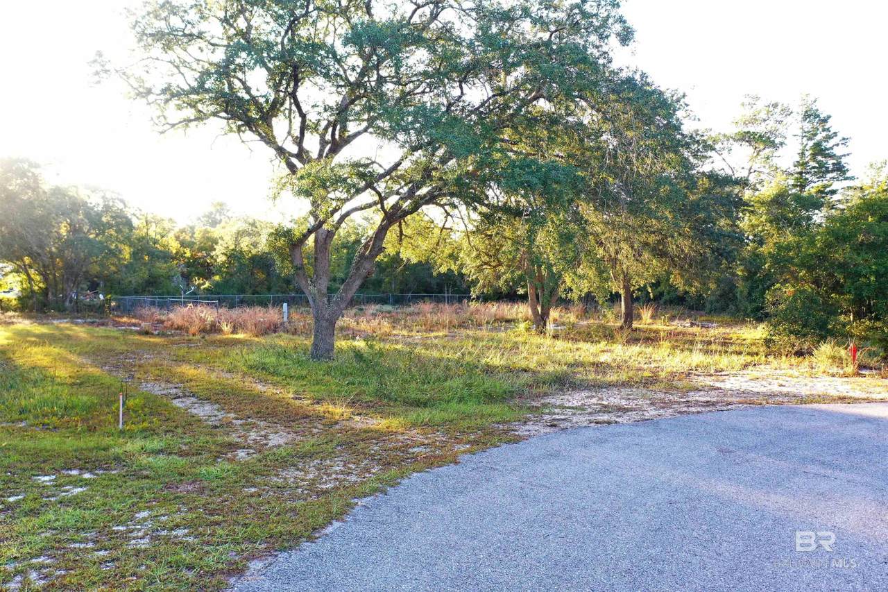 4026 Fleetwood Circle - Photo 1