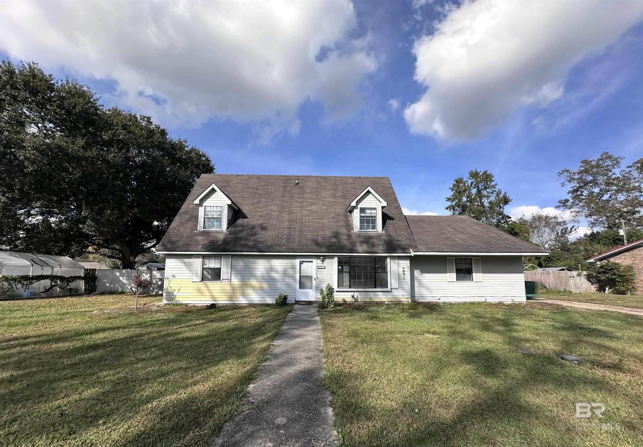 621 Walker Avenue - Photo 1