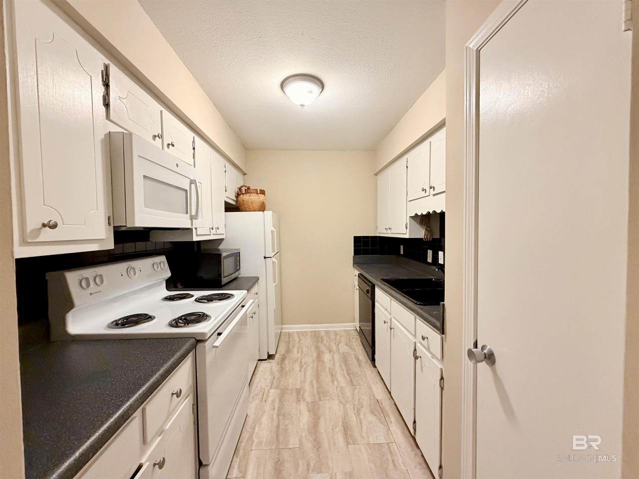 110 5th Street - Photo 1