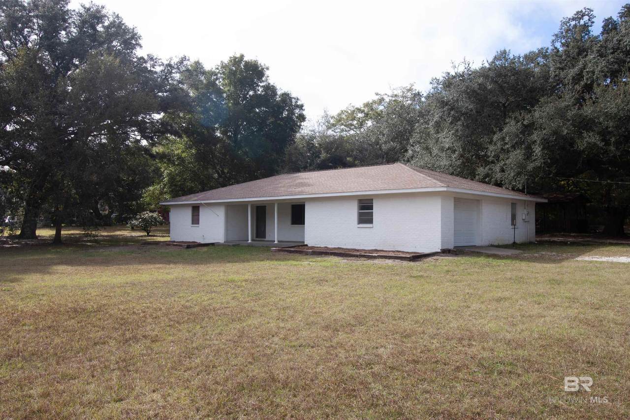 9565 Hildreth Drive - Photo 1