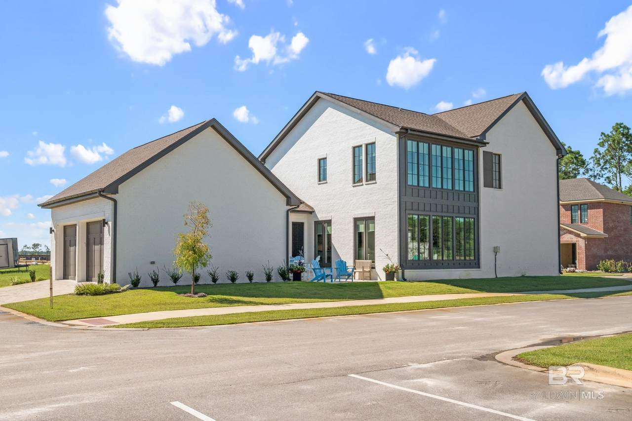 902 Inlet Circle - Photo 1