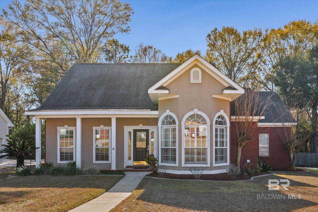 9977 Briarcliff Drive - Photo 1