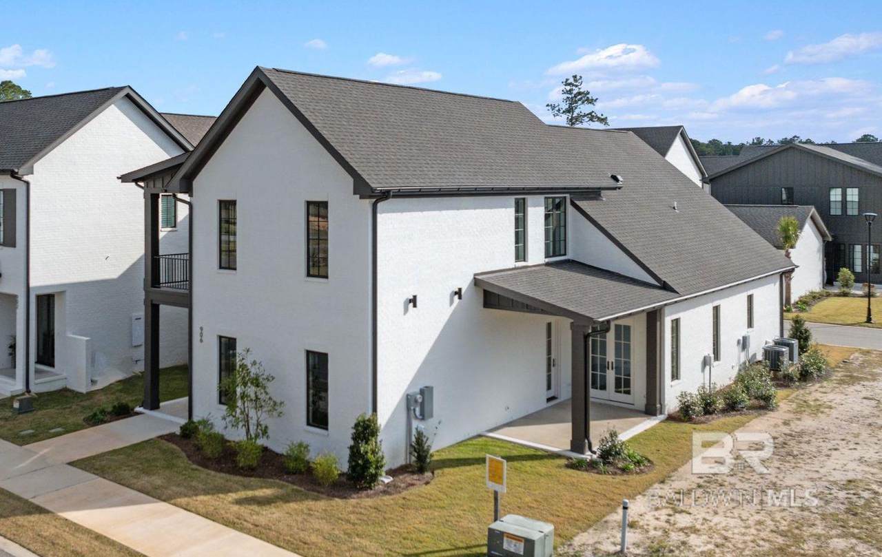 906 Inlet Circle - Photo 1