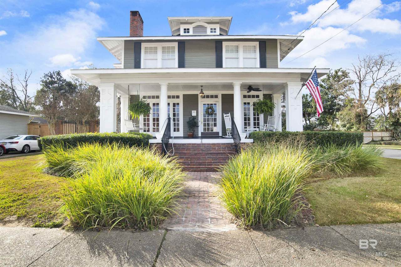 4 Demouy Avenue - Photo 1