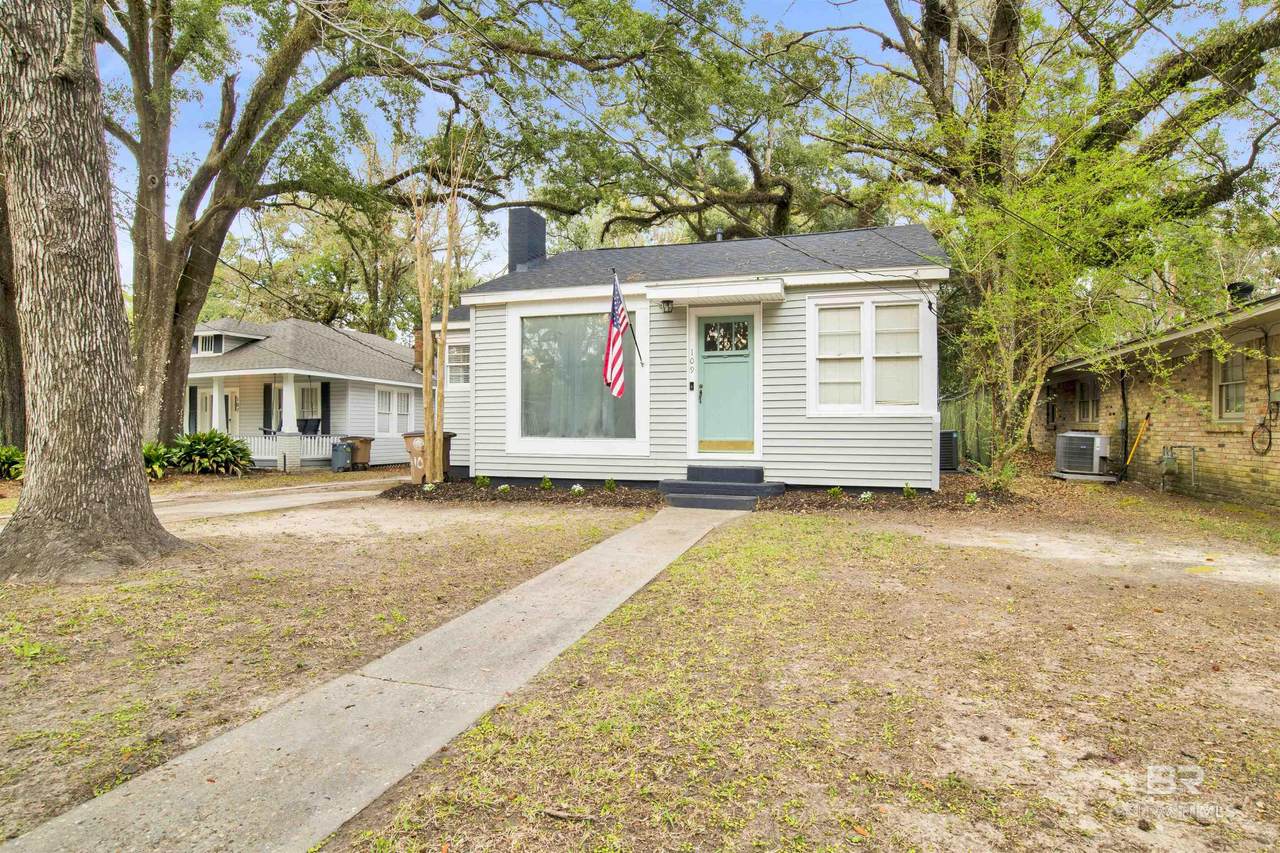 109 Mohawk Street - Photo 1