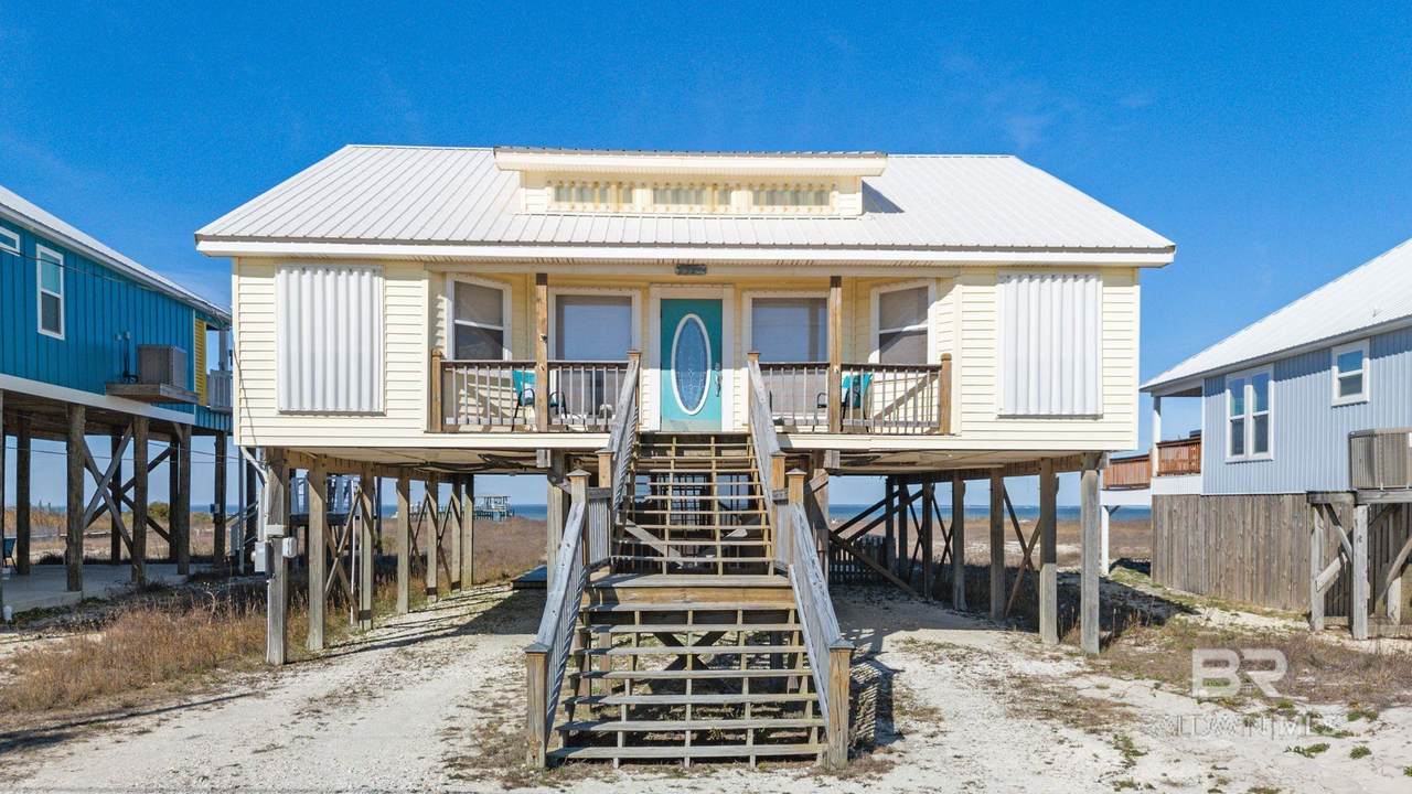 2322 ISLAND Shores Drive - Photo 1