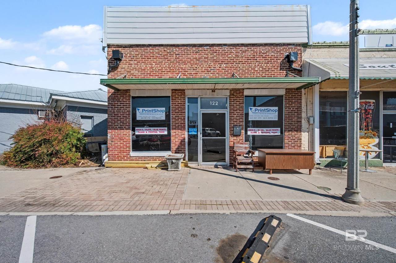 122 Hoyle Avenue - Photo 1