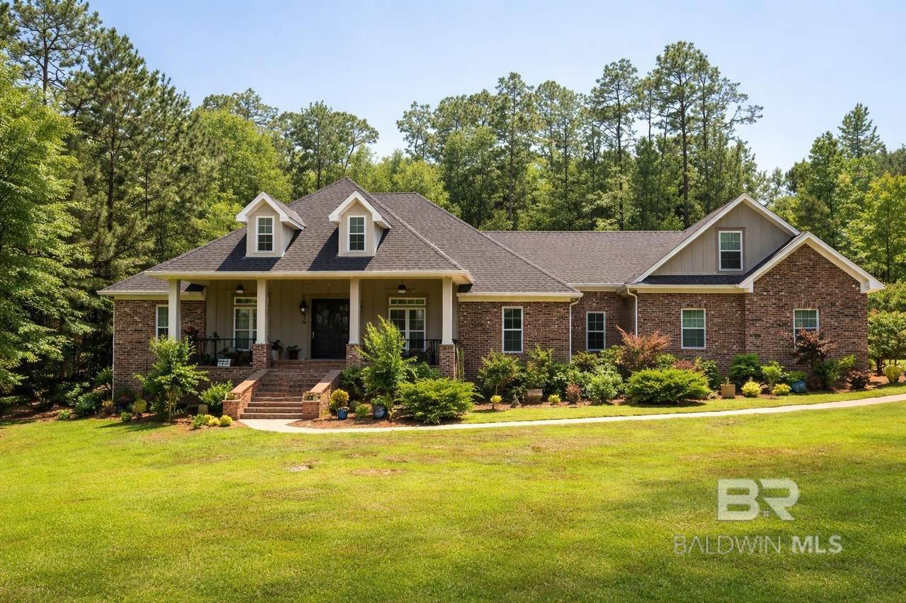 7190 Maureen Circle - Photo 1