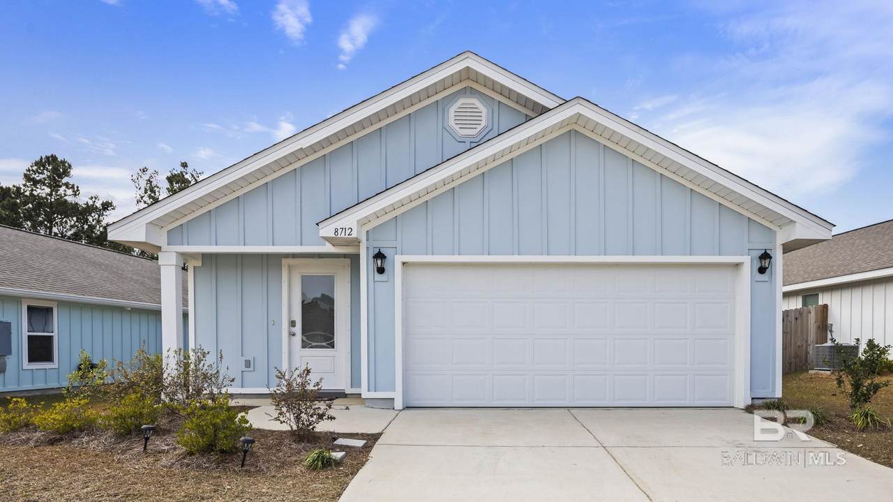 8712 Summer Bay Lane - Photo 1