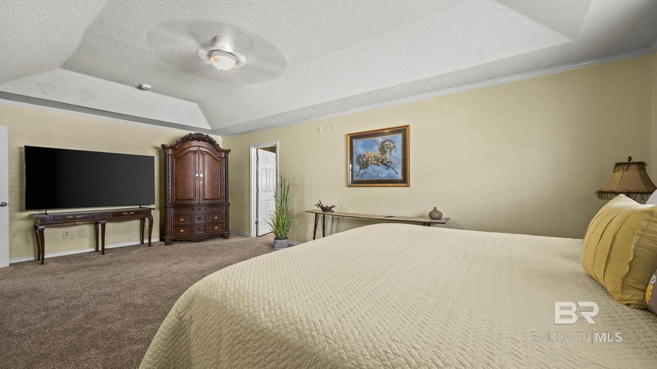 309 Collinwood Loop - Photo 1