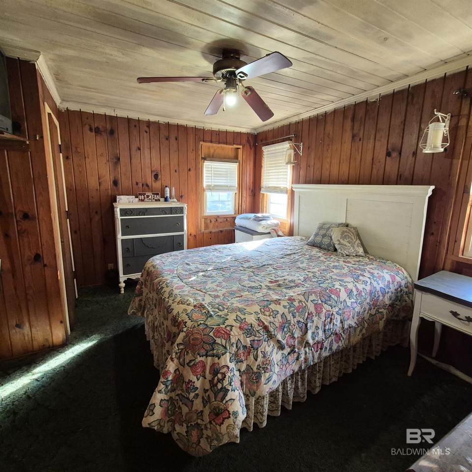 320 Bruner Avenue - Photo 1