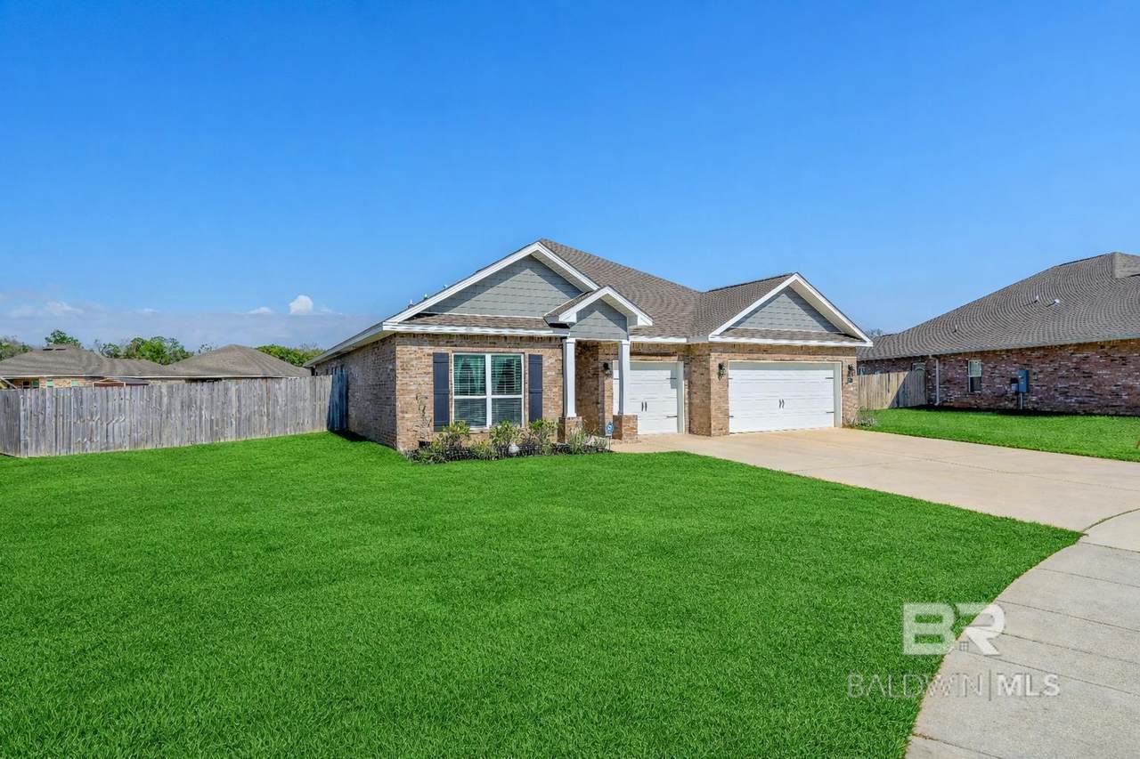 9128 Oak Alley Way - Photo 1