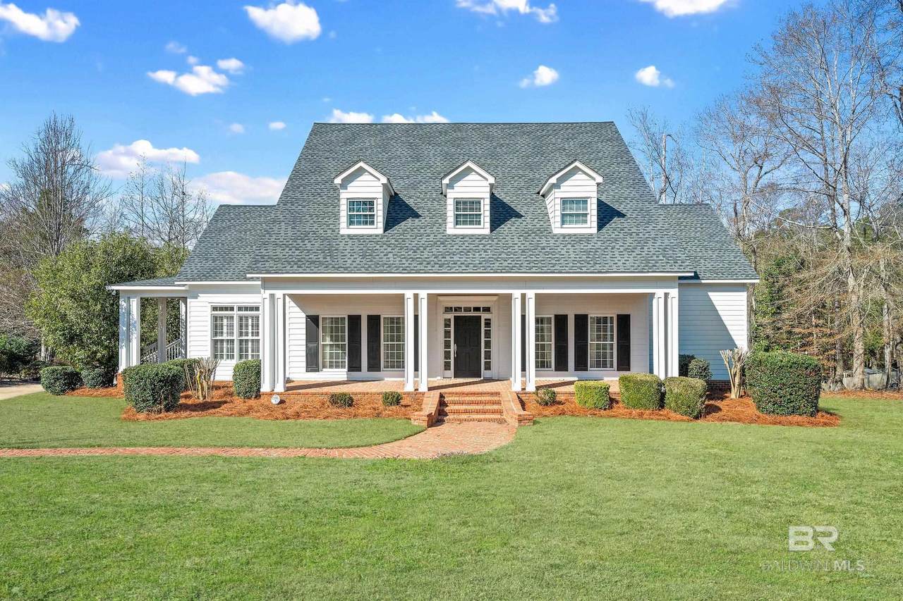 632 Overlook Drive - Photo 1