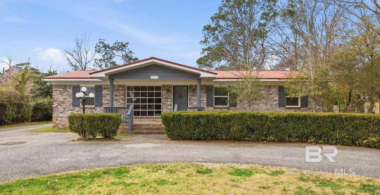 21787 Broad Street - Photo 1