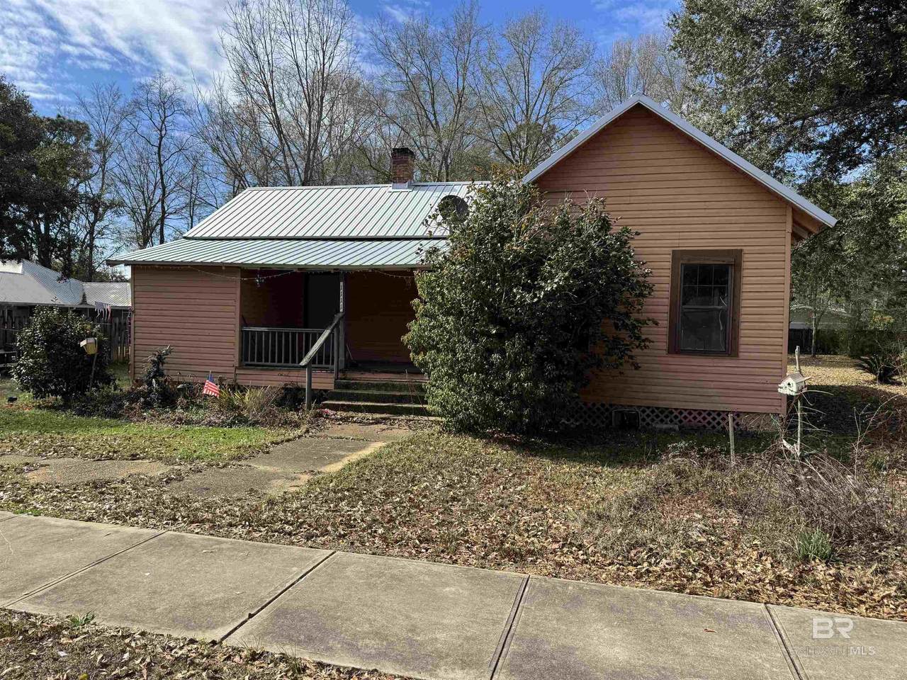 1111 Hand Avenue - Photo 1